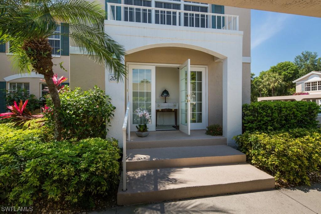 841 Tanbark Dr. #204, Naples, FL 34108