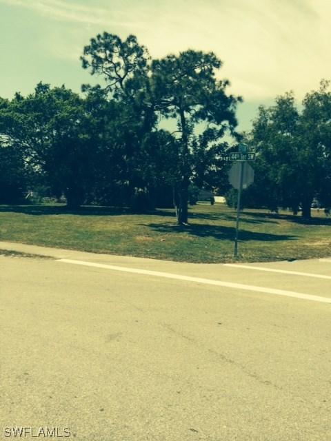 2569 44th St., Naples, FL 34116