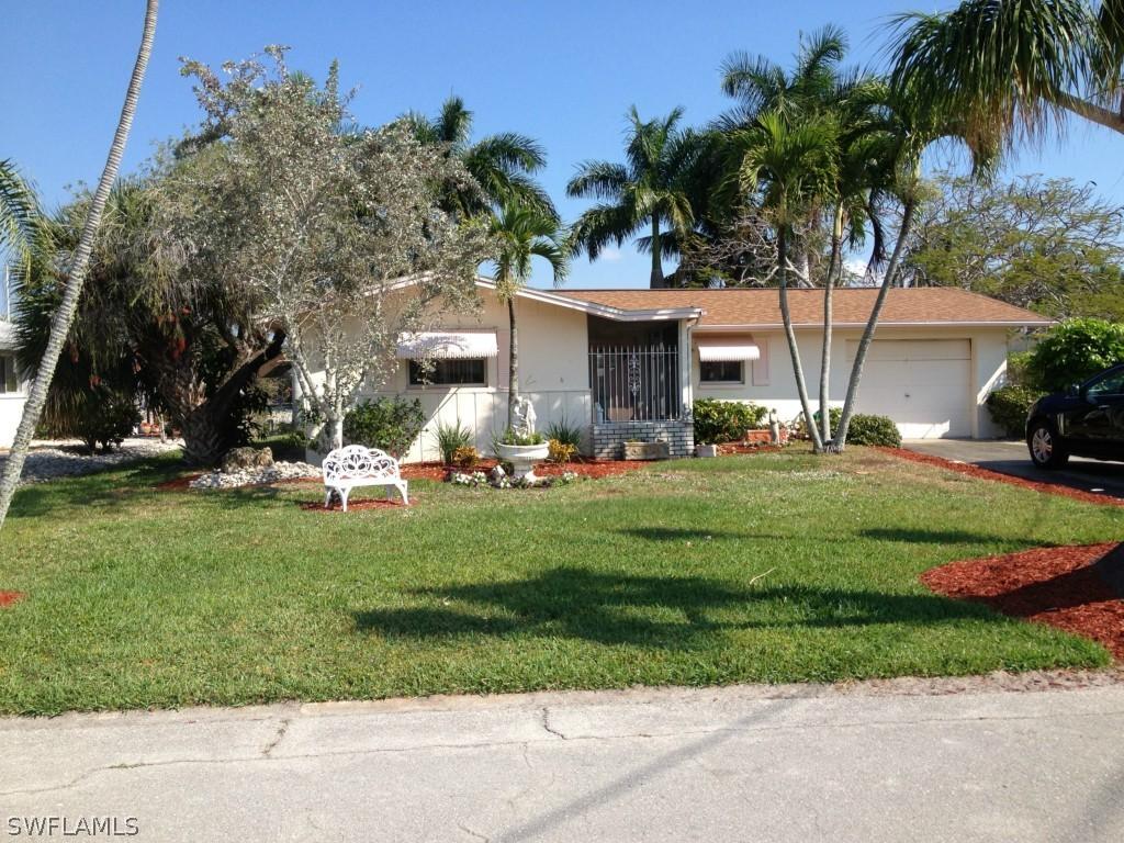 45 Fairview Blvd., Fort Myers Beach, FL 33931