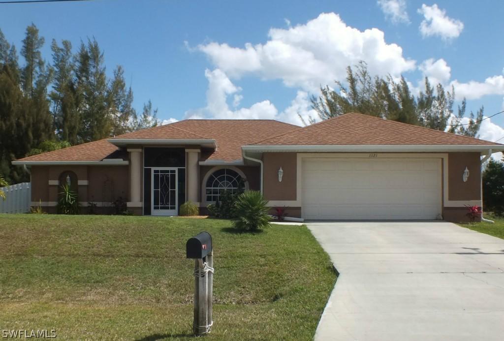 1121 27th Ave., Cape Coral, FL 33993