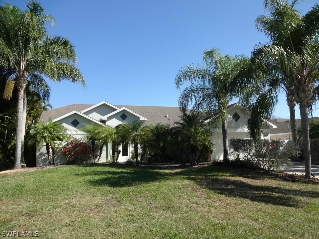 2607 SW 52nd Ln., Cape Coral, FL 33914