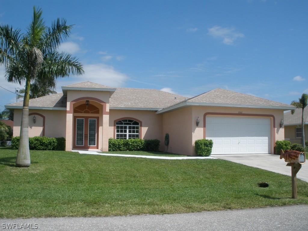 2207 SE 11th Ave., Cape Coral, FL 33990