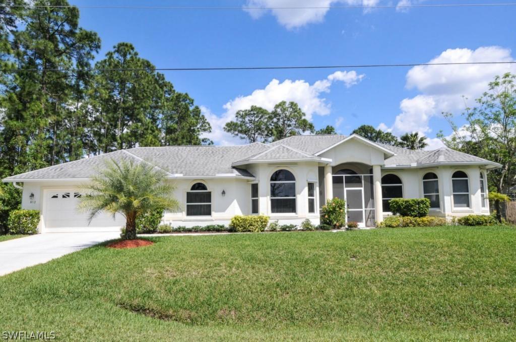 812 Mcarthur Ave., Lehigh Acres, FL 33936
