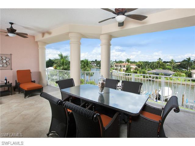 1810 Gulf Shore Blvd. #403, Naples, FL 34102