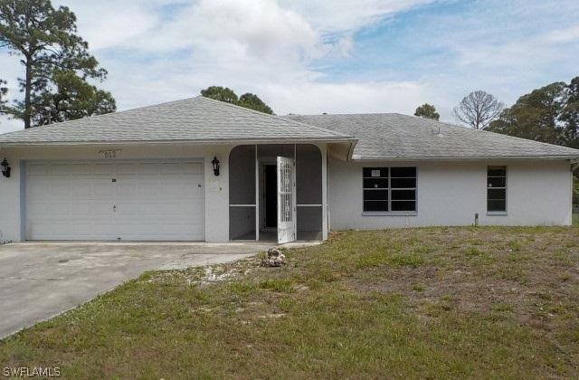 912 Palmetto Ave., Lehigh Acres, FL 33972