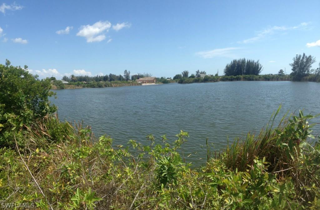 3016 Diplomat Pkwy., Cape Coral, FL 33993