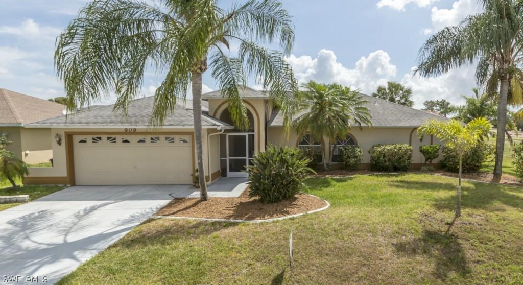 909 SW 8th Ct., Cape Coral, FL 33991