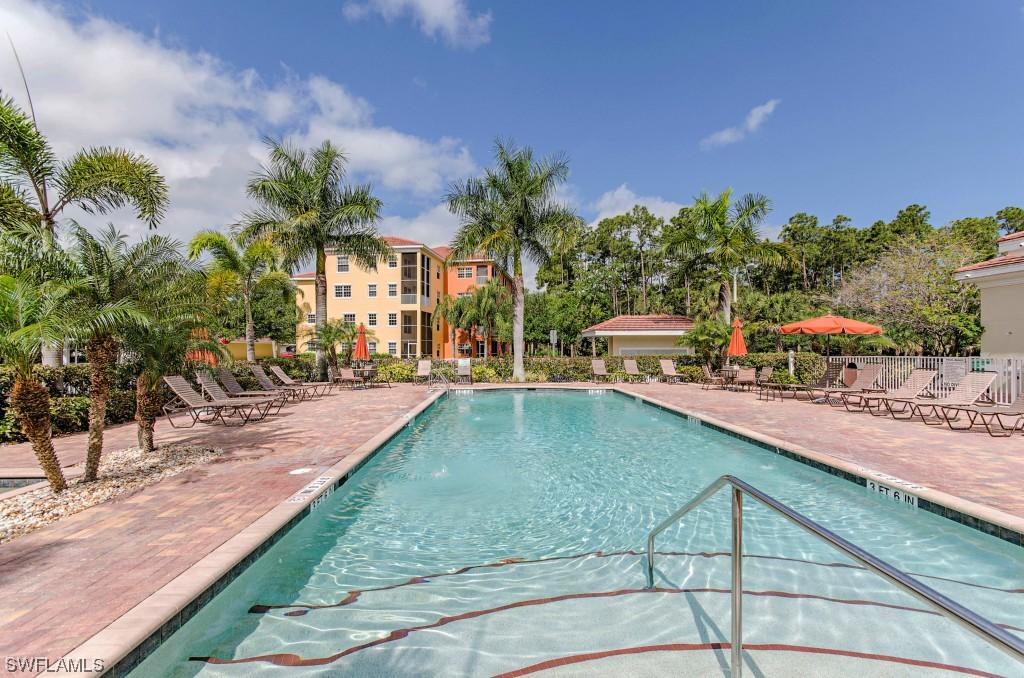 4520 Botanical Place Cir. #107, Naples, FL 34112