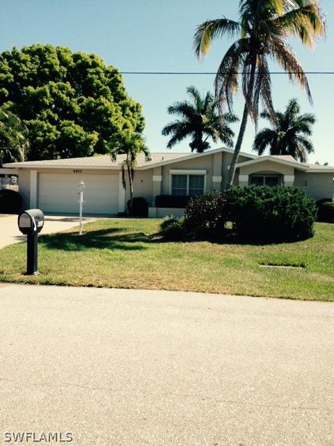 4433 SE 8th Pl., Cape Coral, FL 33904