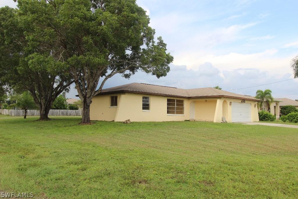 1103 SE 19th St., Cape Coral, FL 33990