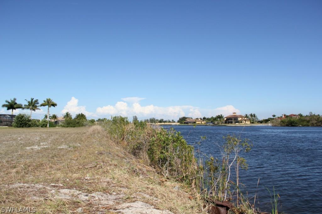 4230 NW 10th St., Cape Coral, FL 33993