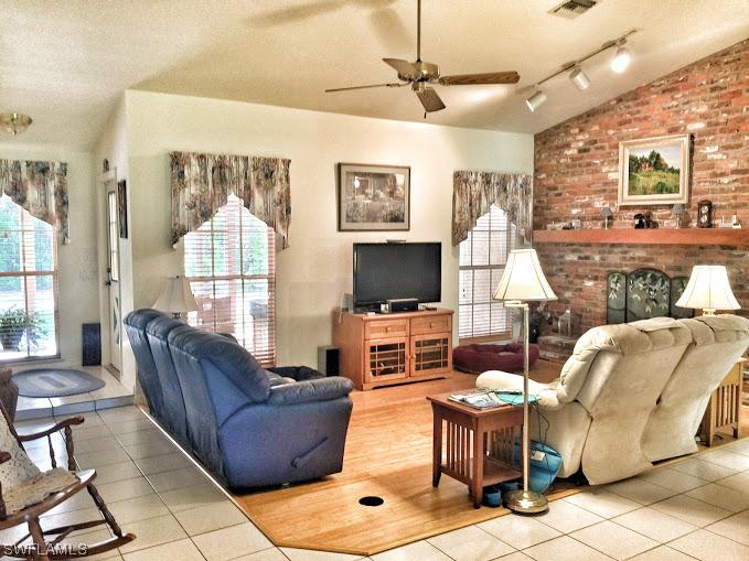 691 22nd St., Naples, FL 34120