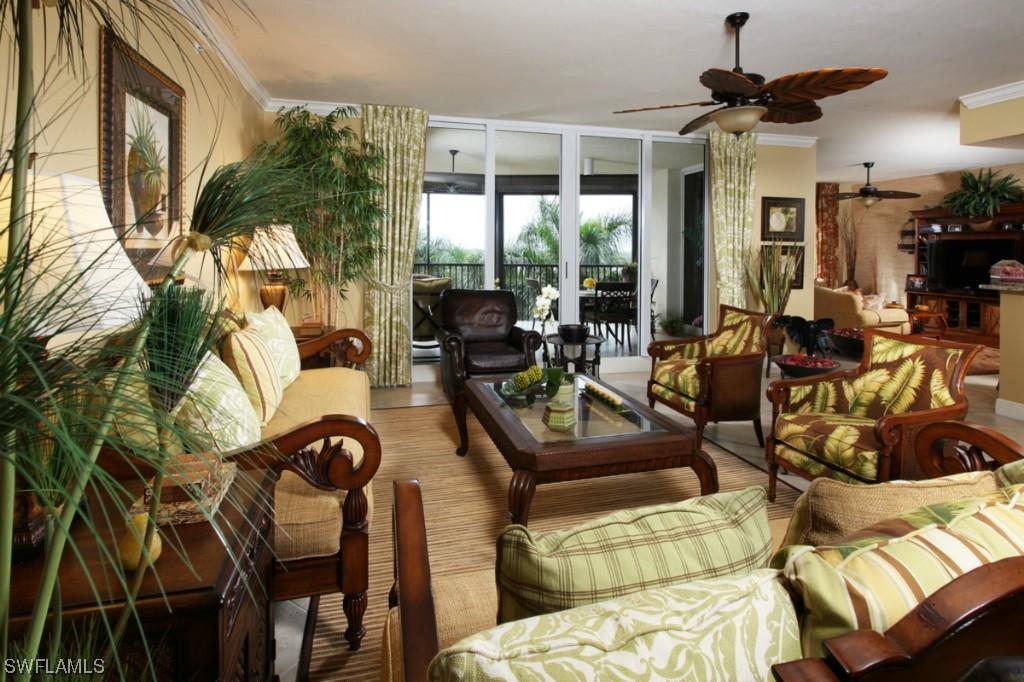 1050 Borghese Ln. #405, Naples, FL 34114