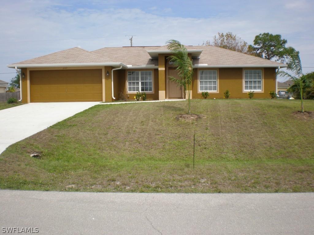 2747 NE 1st Pl., Cape Coral, FL 33909