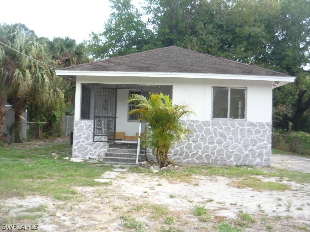 3218 C St., Fort Myers, FL 33916