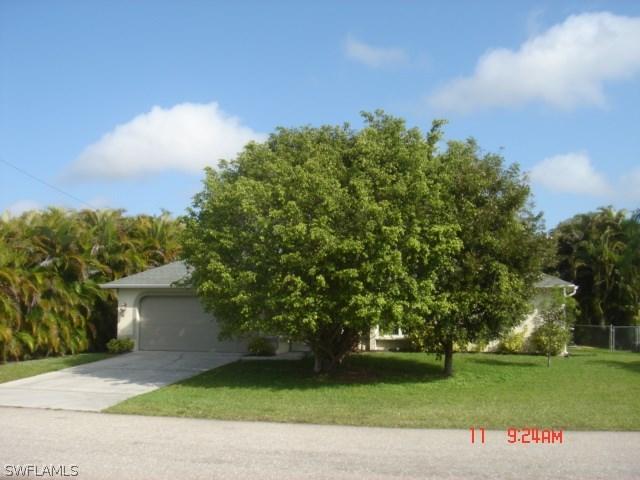 1913 SE 8th Ter., Cape Coral, FL 33990