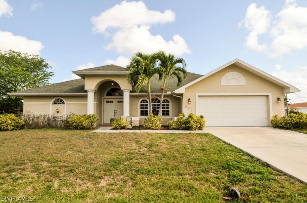 927 SE 32nd Ter., Cape Coral, FL 33904