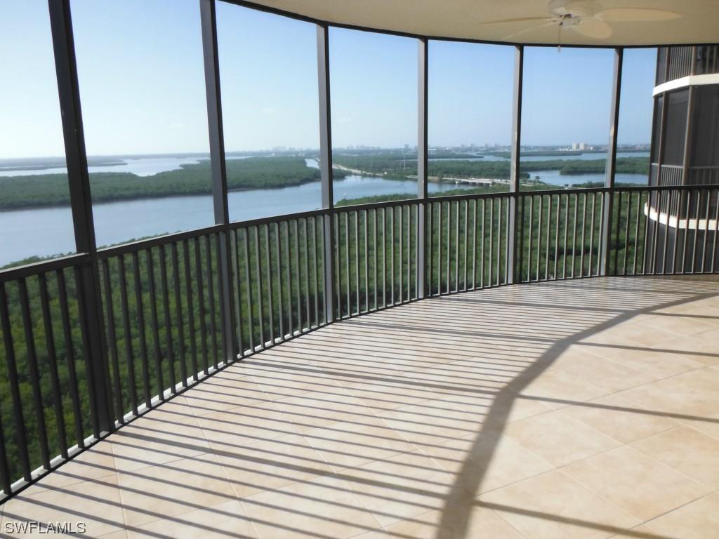 1050 Borghese Ln. #1604, Naples, FL 34114