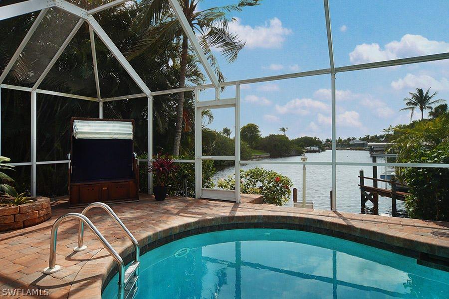 2010 SE 21st Ct., Cape Coral, FL 33990