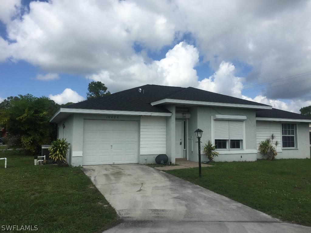 10624 Baytree Ct., Lehigh Acres, FL 33936