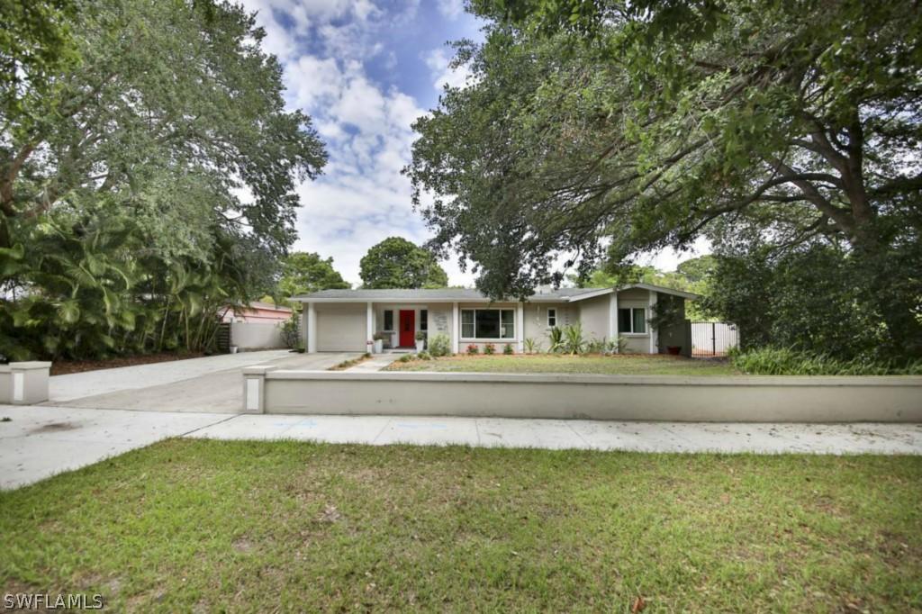 1387 Gasparilla Dr., Fort Myers, FL 33901
