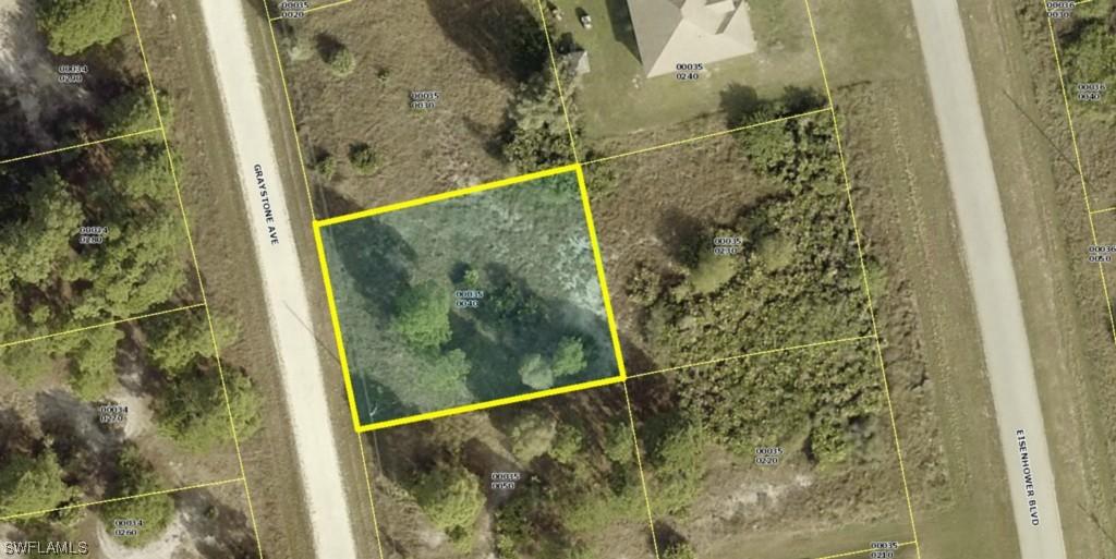 1019 Graystone Ave., Lehigh Acres, FL 33974