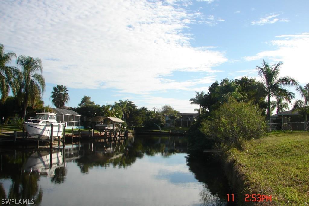 2505 SE 20th Ave., Cape Coral, FL 33904