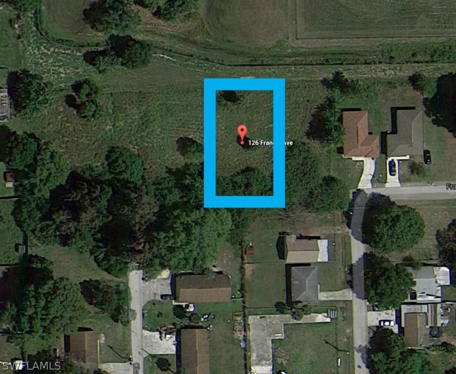 126 Francis Ave., Fort Myers, FL 33916