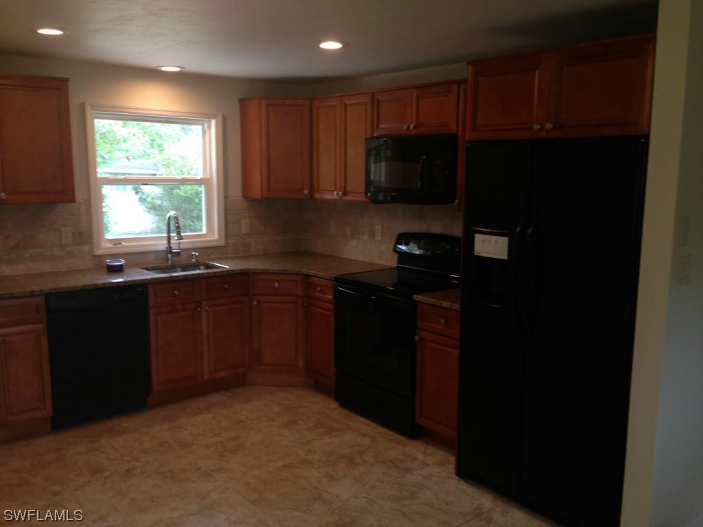 5218 Trammel St., Naples, FL 34113