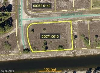 1104 Hudson St., Lehigh Acres, FL 33974