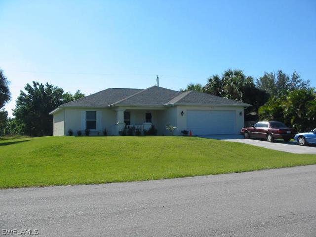 710 SW 10th Ter., Cape Coral, FL 33991