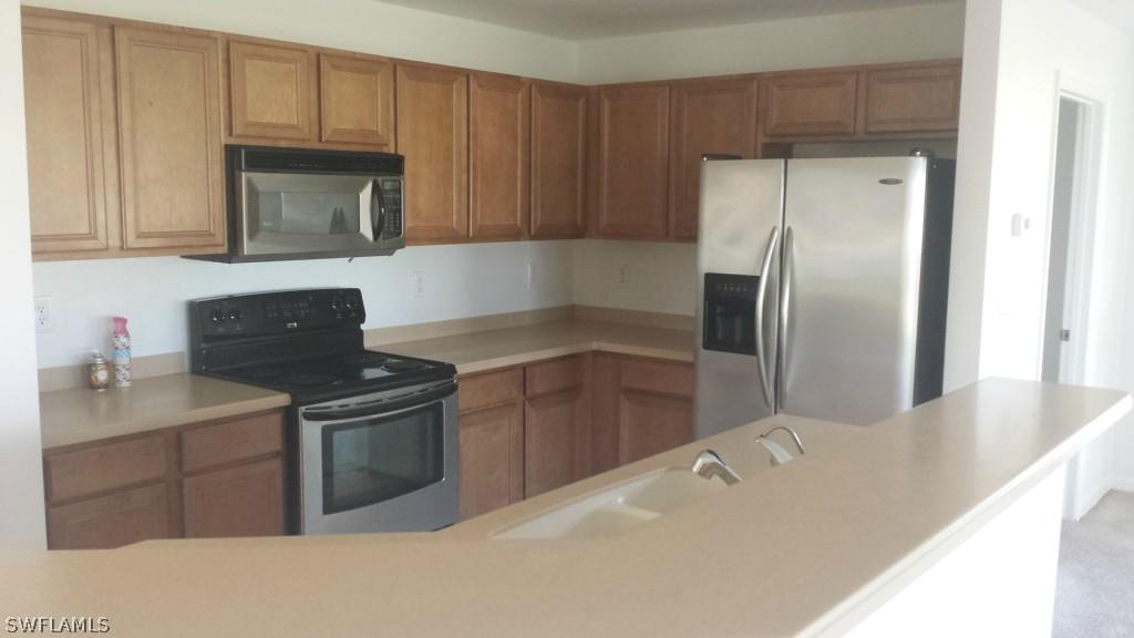 2748 NE 5th Pl., Cape Coral, FL 33909