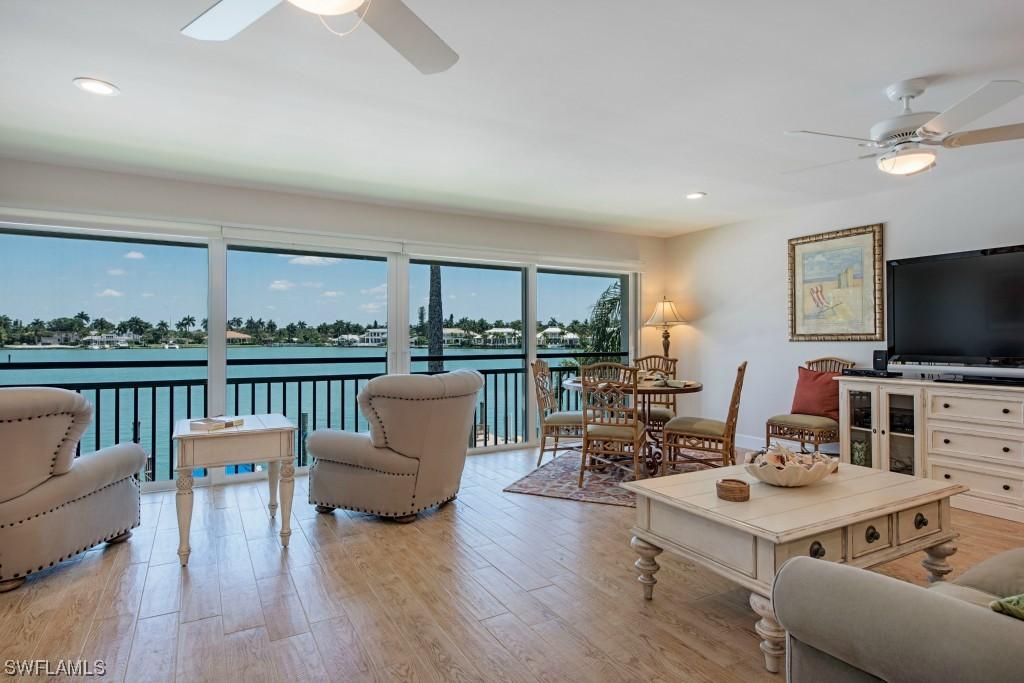 2800 Gulf Shore Blvd. #209, Naples, FL 34103