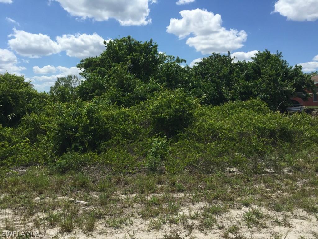 712 Knox Ave., Lehigh Acres, FL 33974