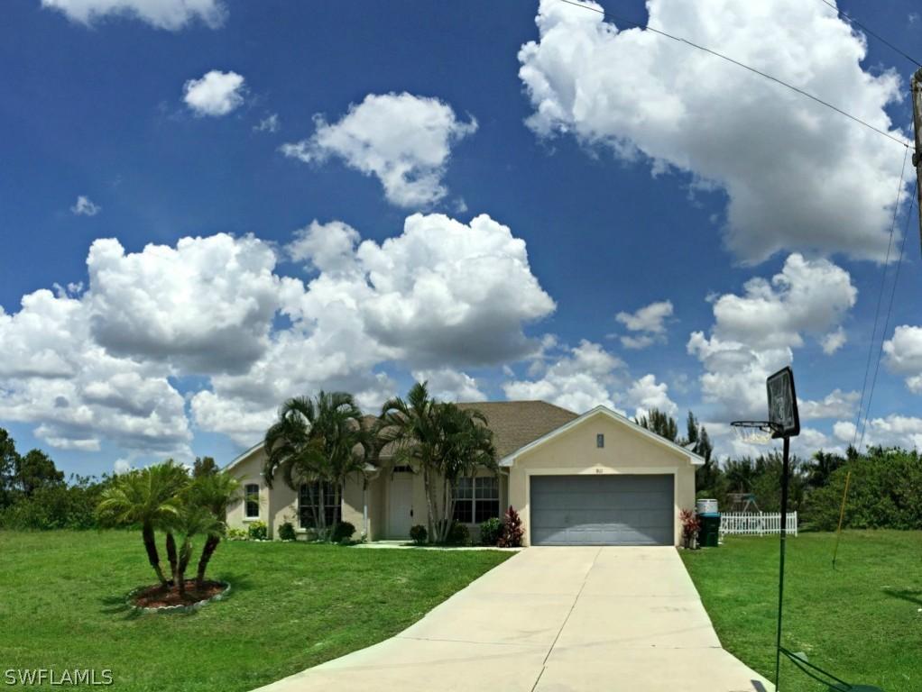 911 NE 34th Ter., Cape Coral, FL 33909
