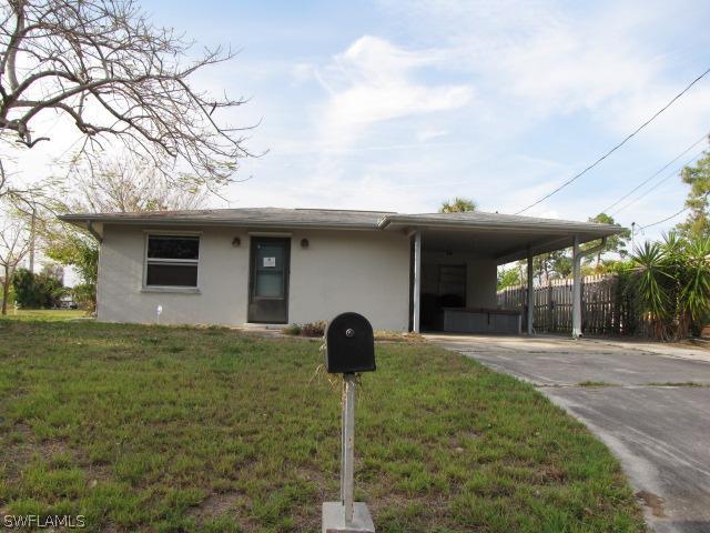 1625 Newport Ct., Fort Myers, FL 33907