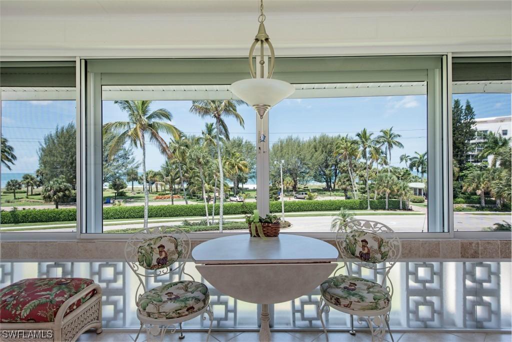 2082 Gulf Shore Blvd. #302, Naples, FL 34102