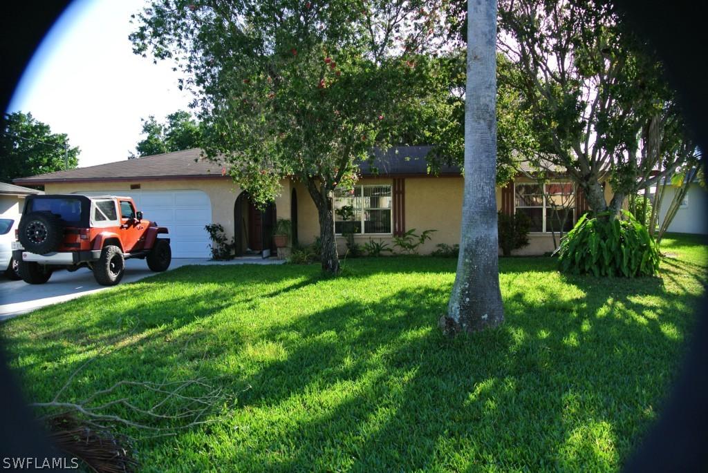 3741 SE Santa Barbara Pl., Cape Coral, FL 33904