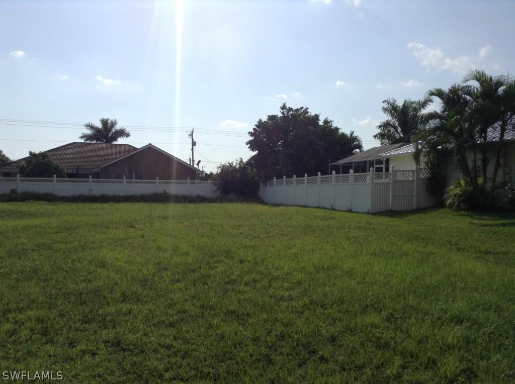 4906 SW 20th Pl., Cape Coral, FL 33914