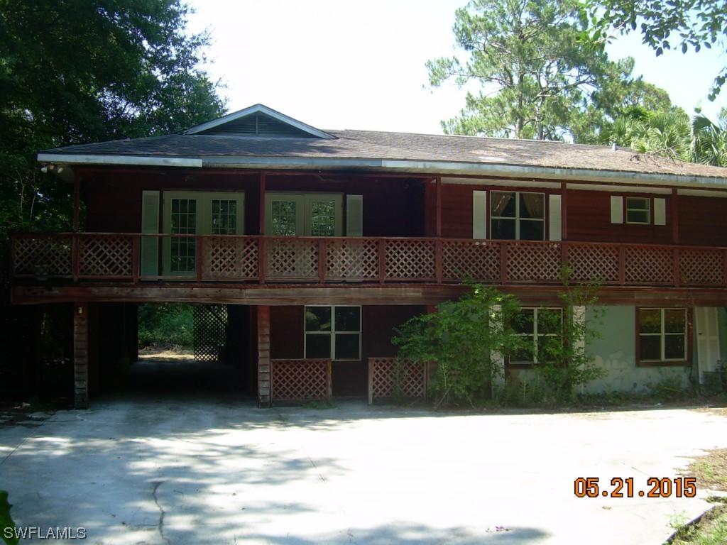 4165 15th Ave., Naples, FL 34116