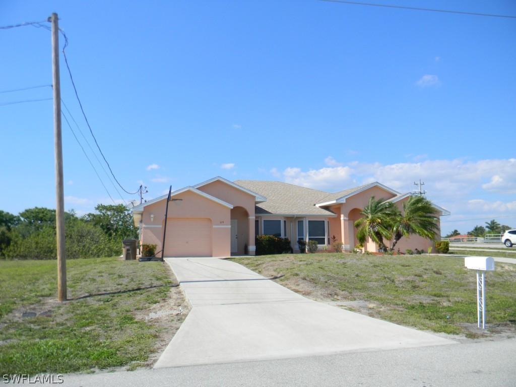 719 SE 7th St., Cape Coral, FL 33990