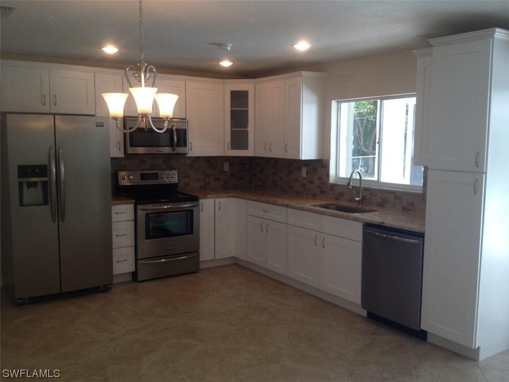 4400 23rd Pl., Naples, FL 34116