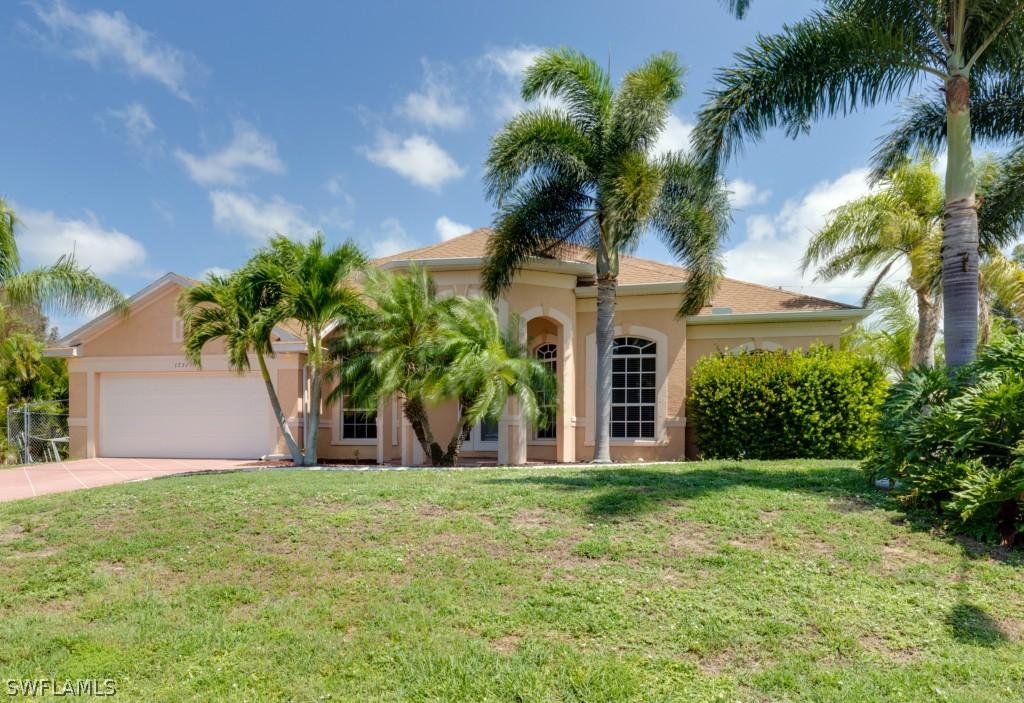 1731 SW 30th Ter., Cape Coral, FL 33914