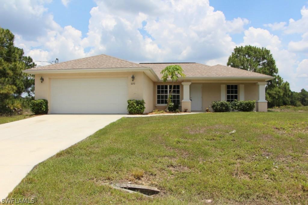 1050 Fayette Ave., Lehigh Acres, FL 33974