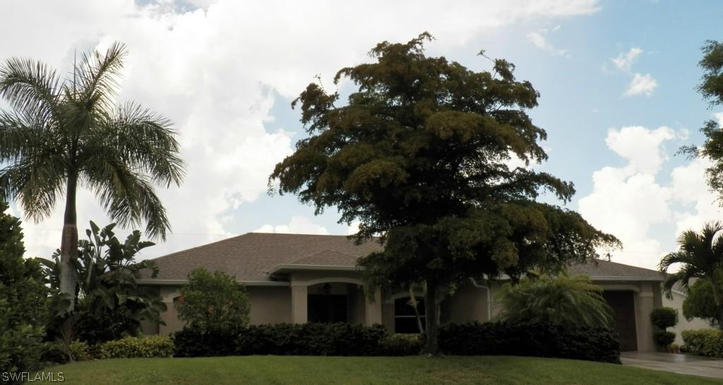 831 SW 31st Ter., Cape Coral, FL 33914