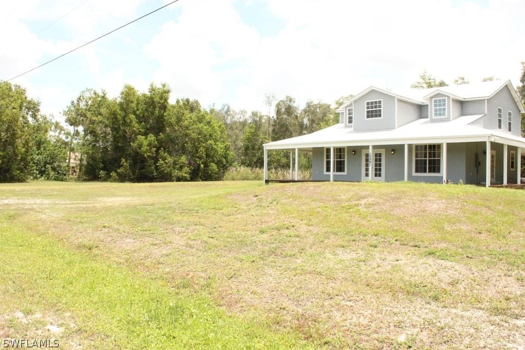 15591 Shamrock Dr., Fort Myers, FL 33912