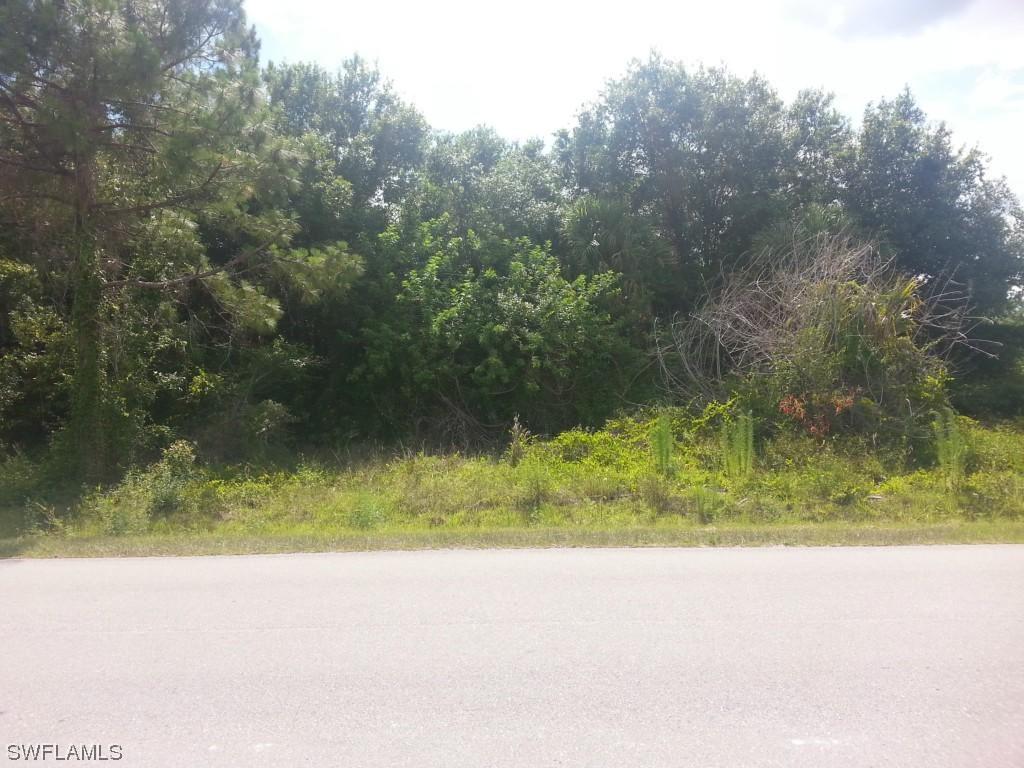 4th St., Naples, FL 34120