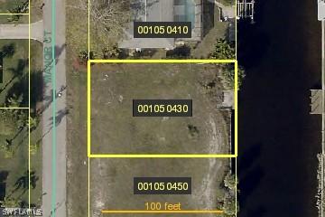 5139 Manor Ct., Cape Coral, FL 33904