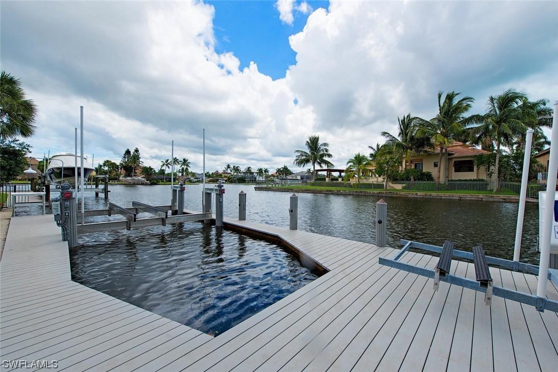 278 Channel Dr., Naples, FL 34108