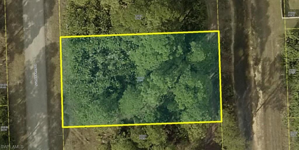 57 Douglas Ave., Lehigh Acres, FL 33976